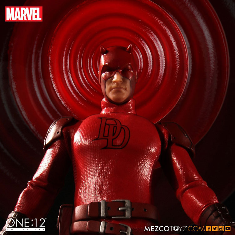 daredevil-one-twelve-collective-action-figure-mezco-2