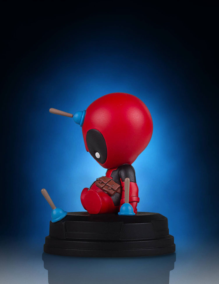 deadpool-animated-statue-by-gentle-giant-5