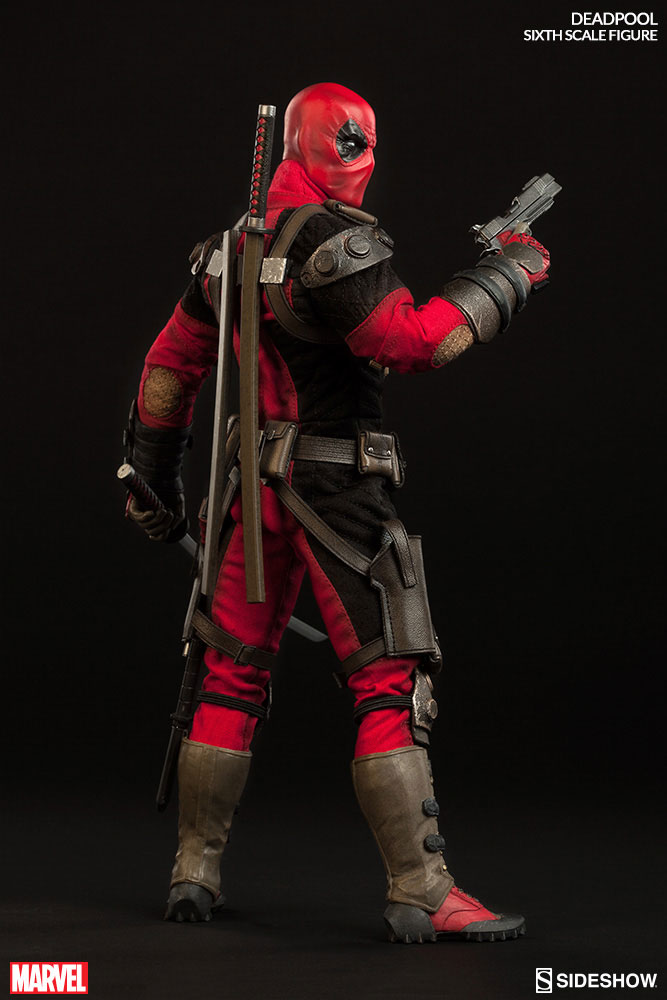 deadpool-sideshow-sixth-scale-figure-5