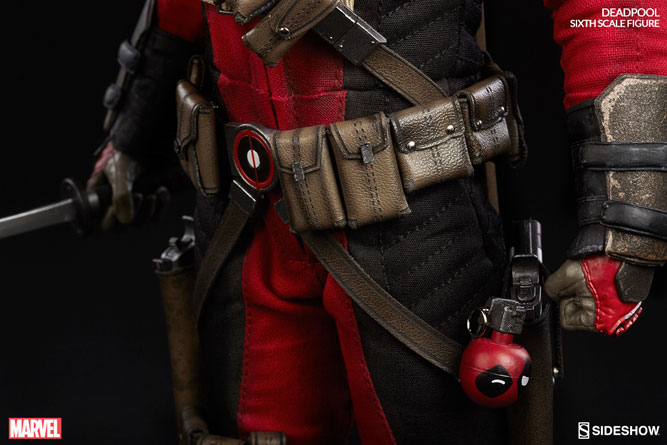 deadpool-sideshow-sixth-scale-figure-8