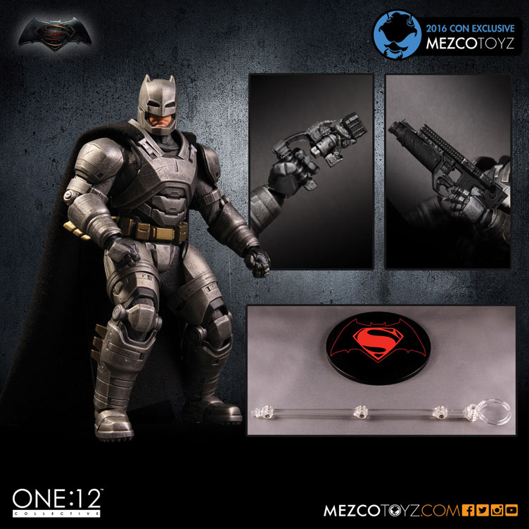 mezco-toyz-2016-con-exclusive-armored-batman-action-figure