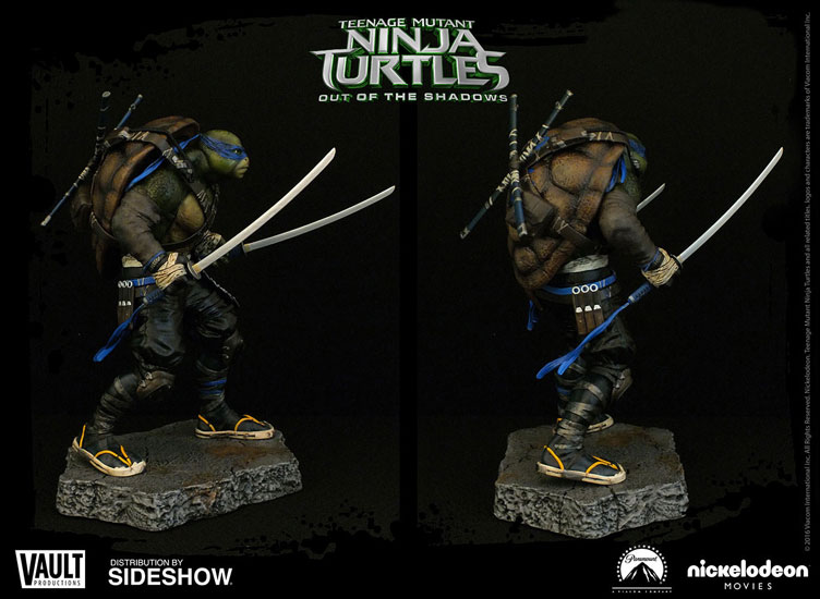 tmnt-out-of-the-shadows-leonardo-statue-4