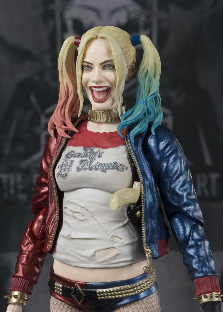 Suicide-Squad-Harley-Quinn-SH-Figuarts-Action-Figure-10