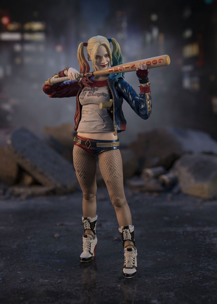 Suicide-Squad-Harley-Quinn-SH-Figuarts-Action-Figure-6