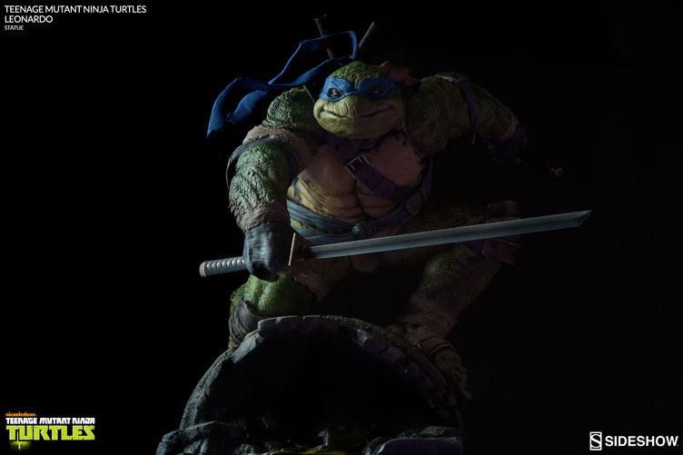 tmnt-leonardo-sideshow-collectibles-statue-1