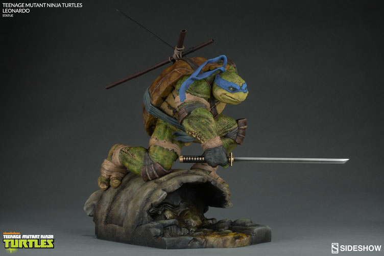 tmnt-leonardo-sideshow-collectibles-statue-11