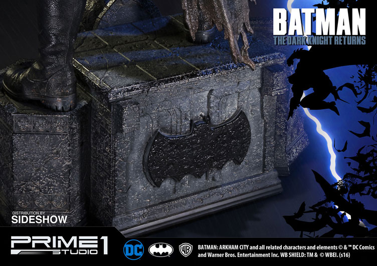 batman-the-dark-knight-returns-statue-prime-1-studio-8