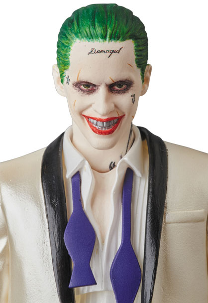 suicide-squad-the-joker-suit-MAFEX-action-figure-6