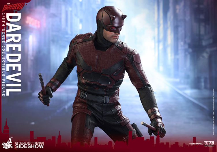 hot-toys-daredevil-netflix-sixth-scale-figure-4