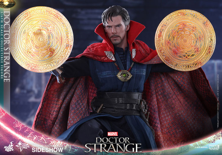 hot-toys-doctor-strange-sixth-scale-figure-2