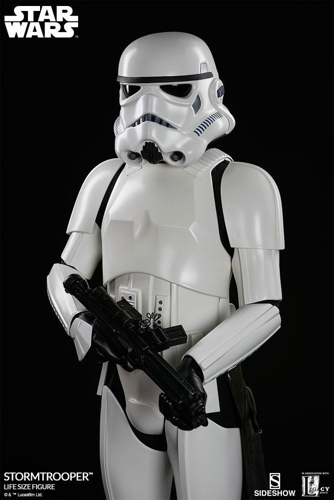 sideshow-life-size-stormtrooper-7