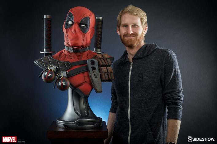 deadpool-lifesize-bust-sideshow-3