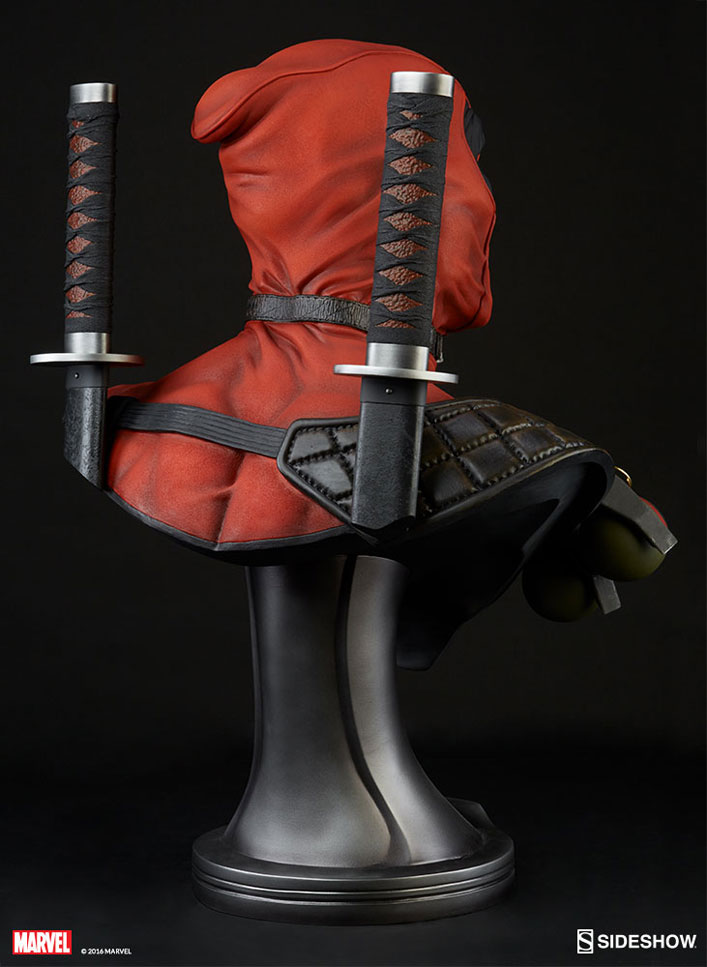 deadpool-lifesize-bust-sideshow-5