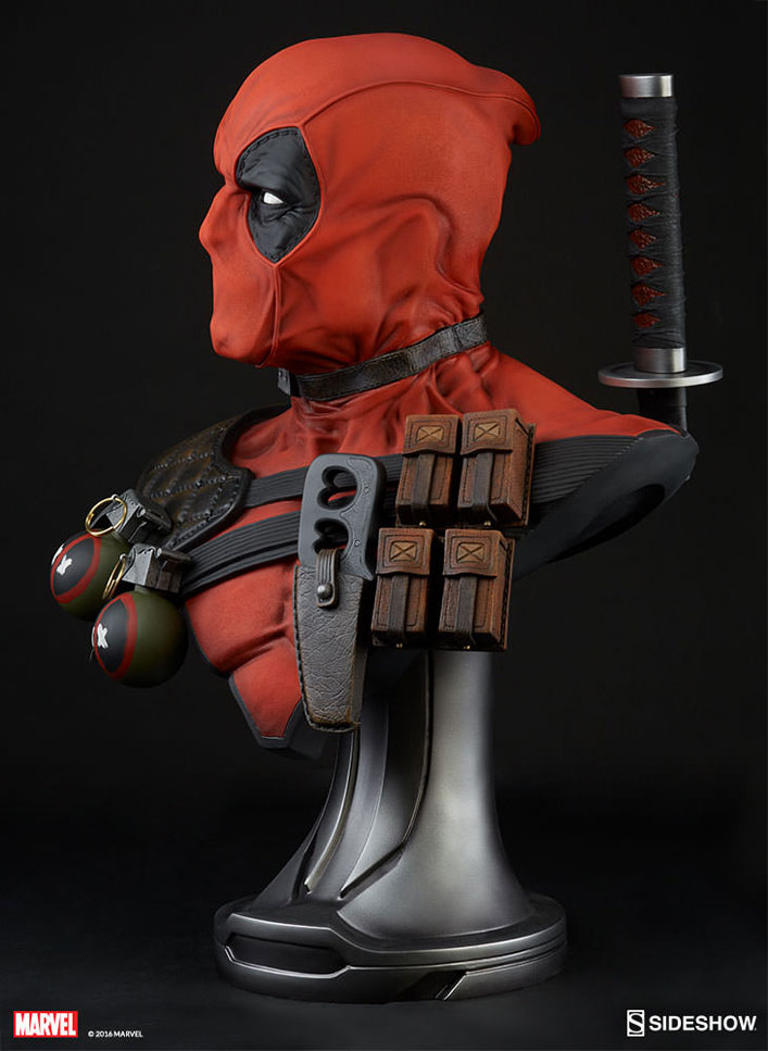 deadpool-lifesize-bust-sideshow-7