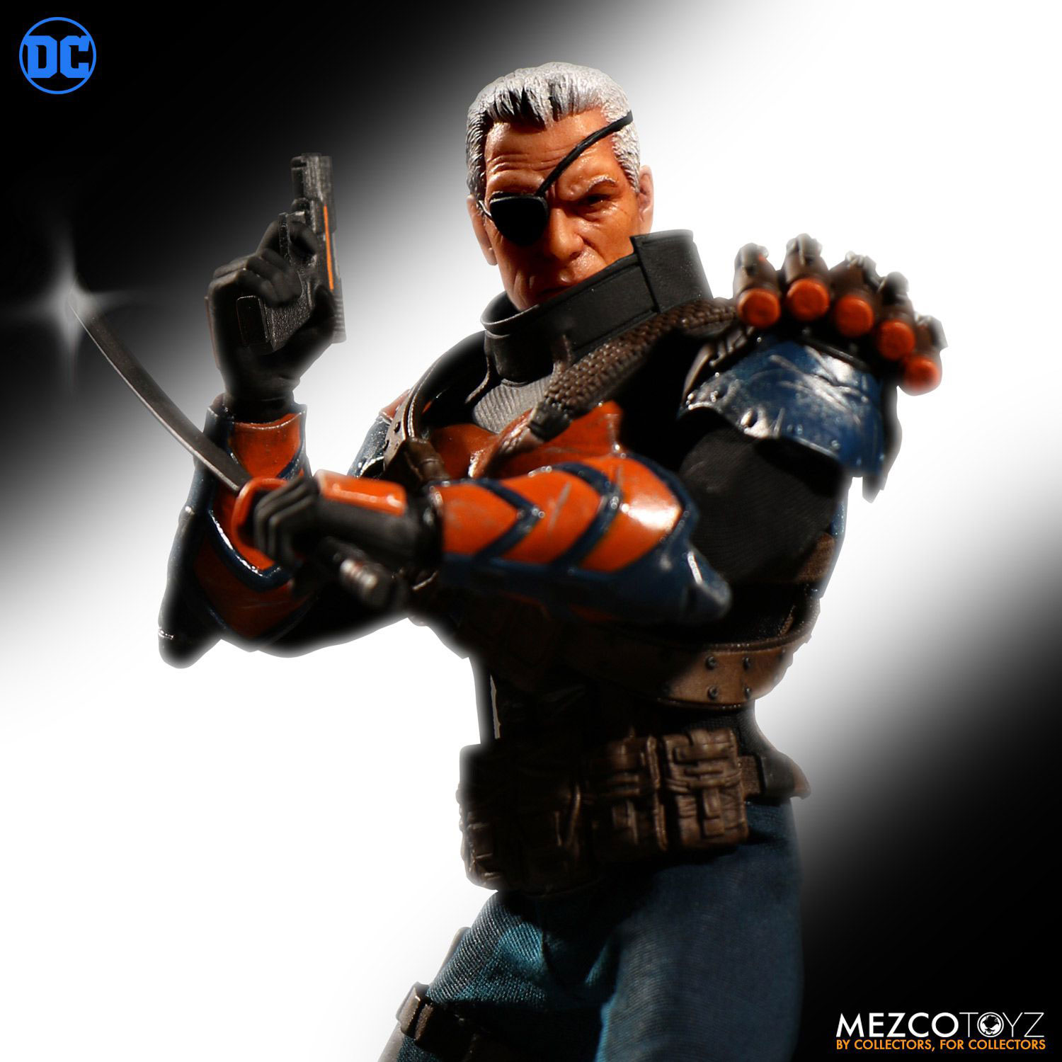 deathstroke-mezco-one-12-action-figure-4