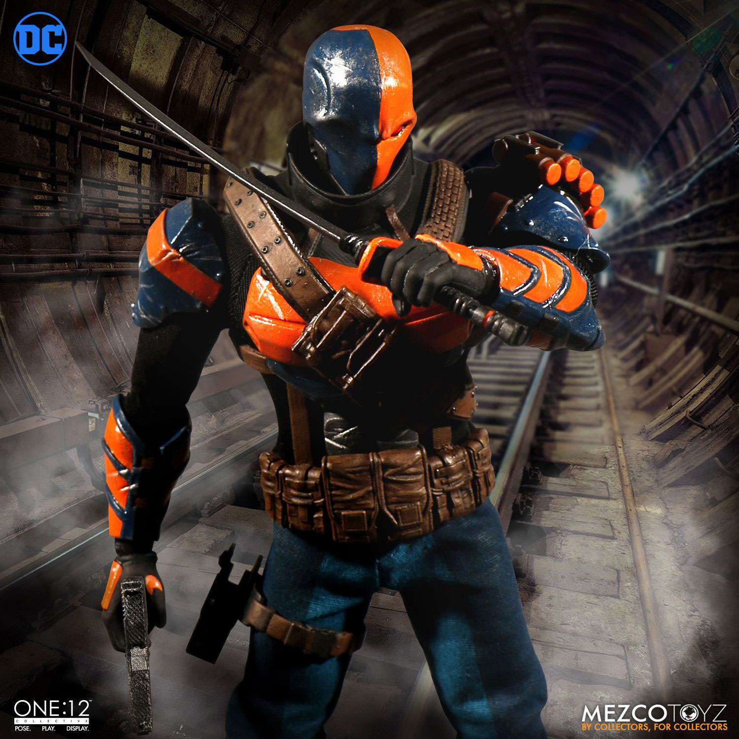 deathstroke-mezco-one-12-action-figure-5