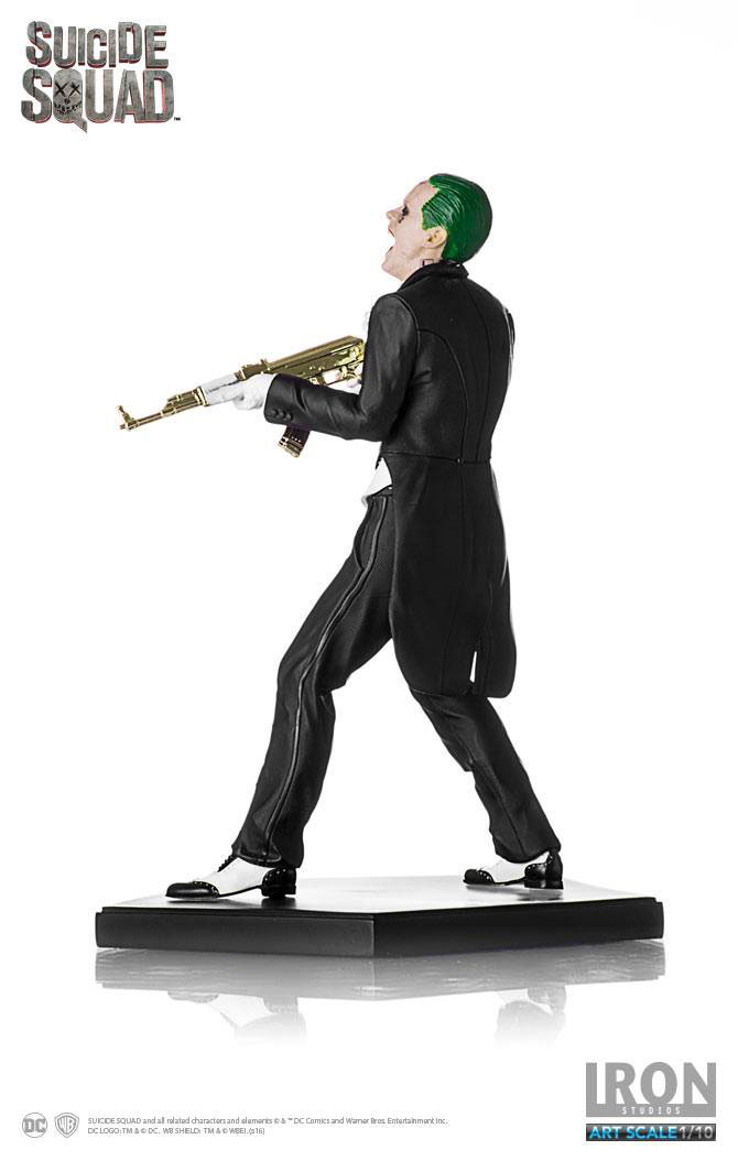 suicide-squad-the-joker-statue-iron-studios-5