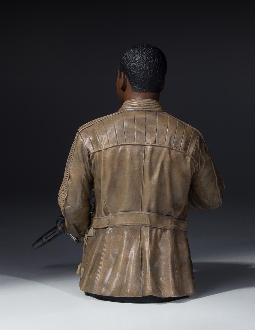 Star-Wars-Force-Awakens-Finn-Bust-4