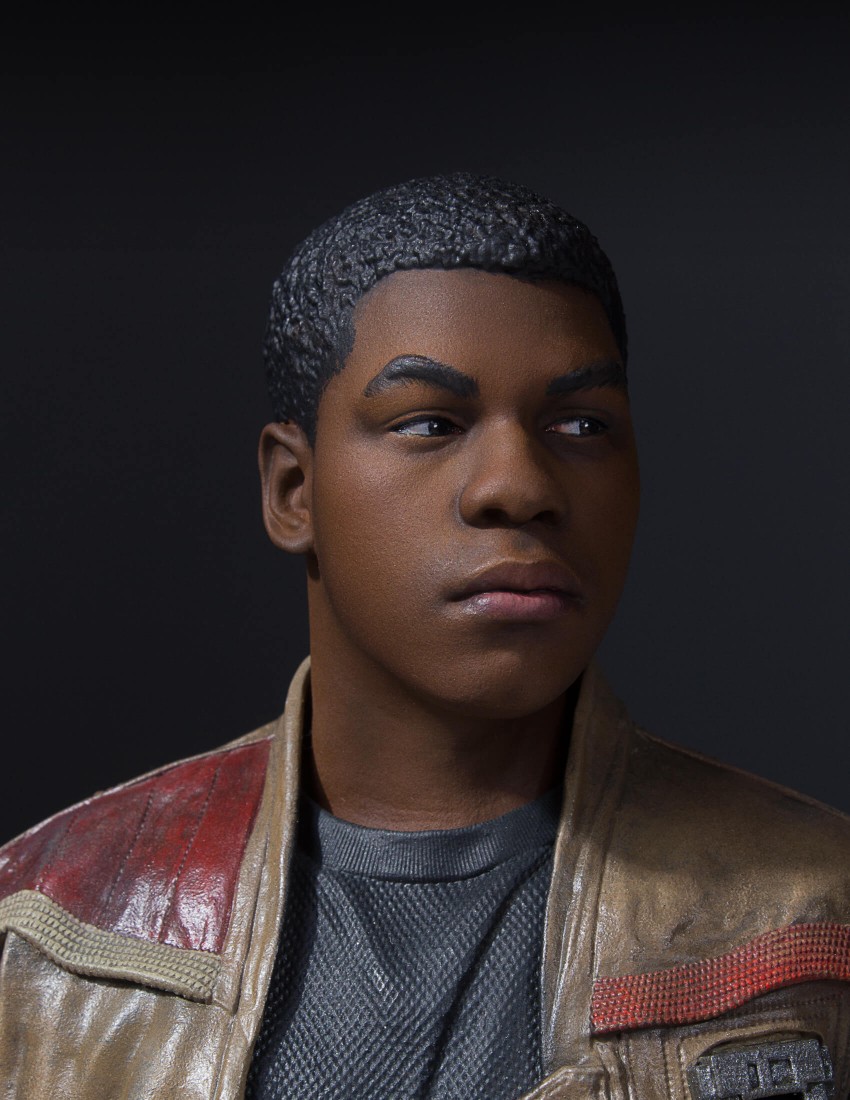 Star-Wars-Force-Awakens-Finn-Bust-7