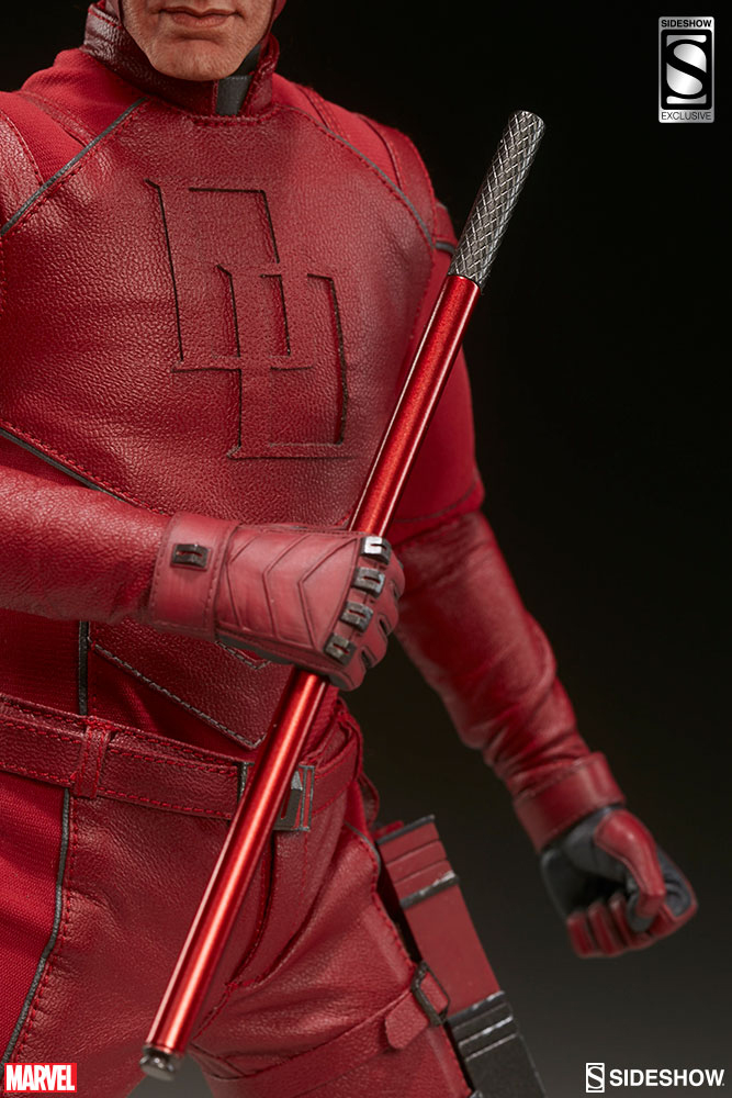 sideshow-daredevil-sixth-scale-figure-9