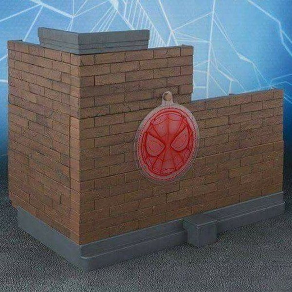 Spider-Man-Homecoming-SH-Figuarts-Wall-3