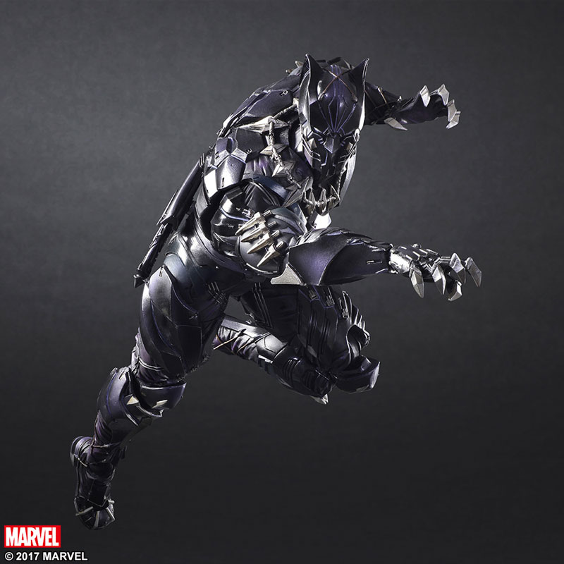 Black-Panther-play-arts-kai-action-figure-4