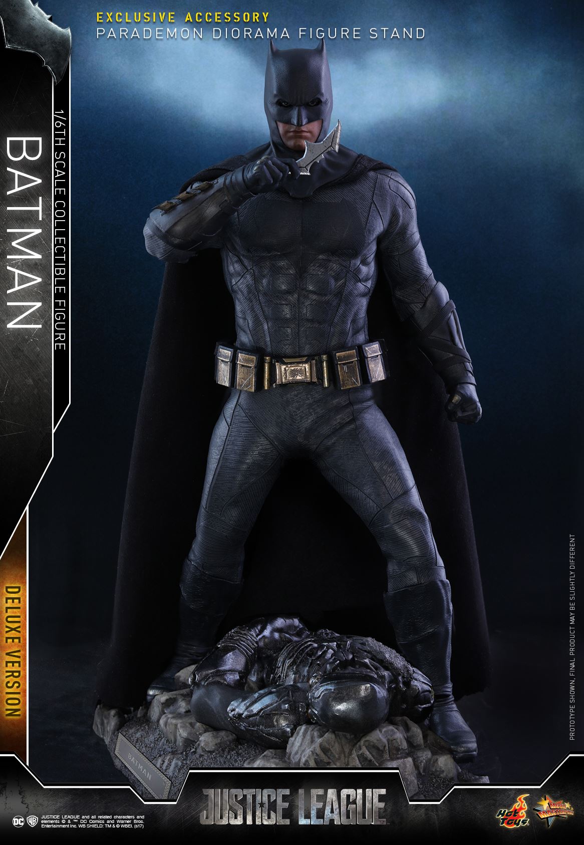 Hot-Toys-Deluxe-Batman-Justice-League-001