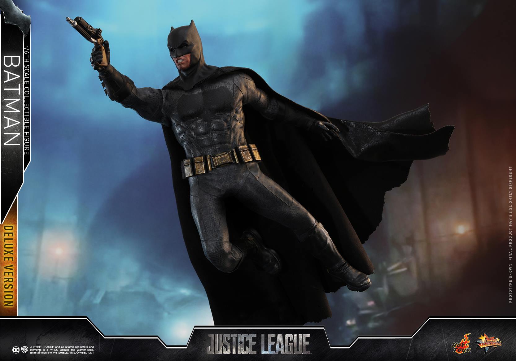 Hot-Toys-Deluxe-Batman-Justice-League-003