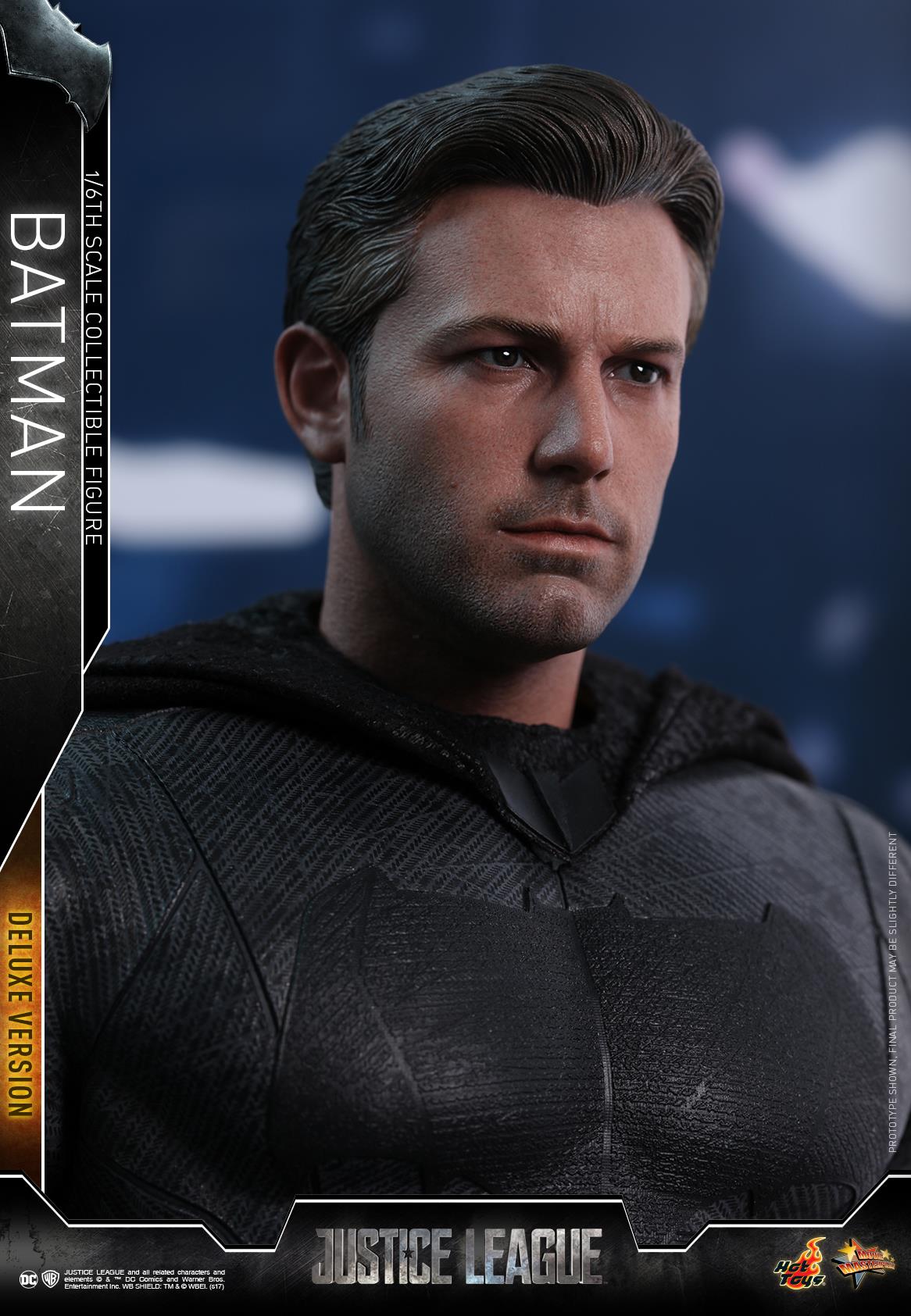 Hot-Toys-Deluxe-Batman-Justice-League-004