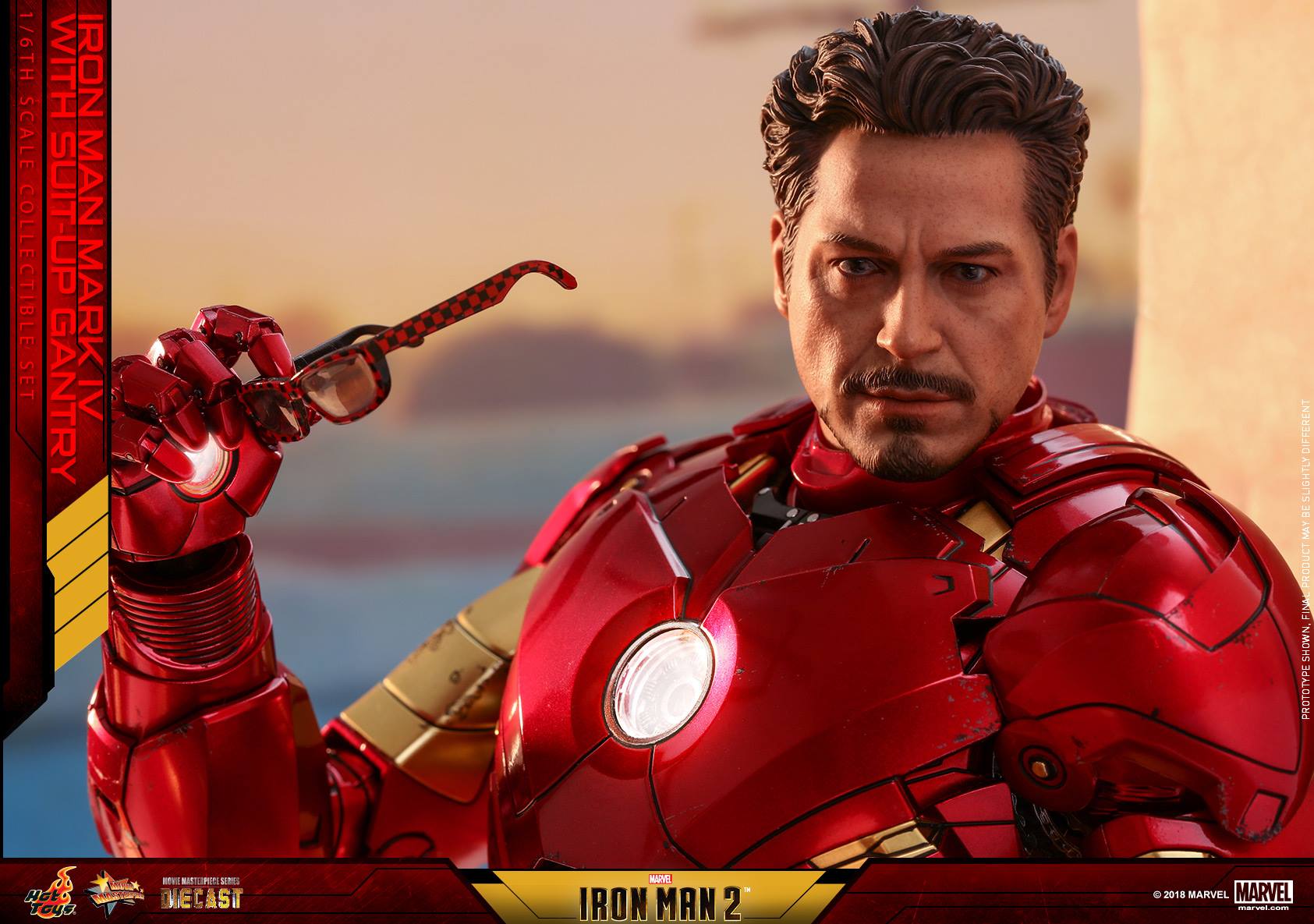 Hot-Toys-Iron-Man-MKIV-with-Gantry-013