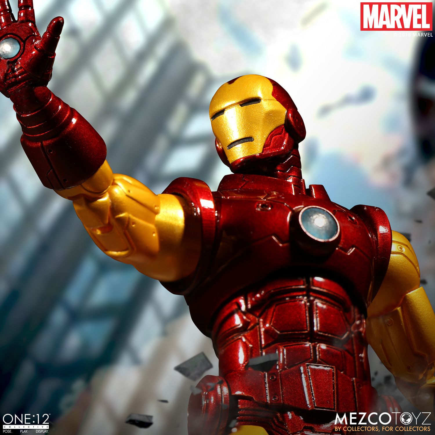 Mezco-Iron-Man-One12-Collective-008