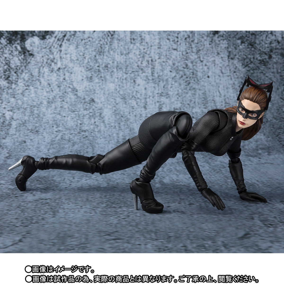 SH-Figuarts-Catwoman-006