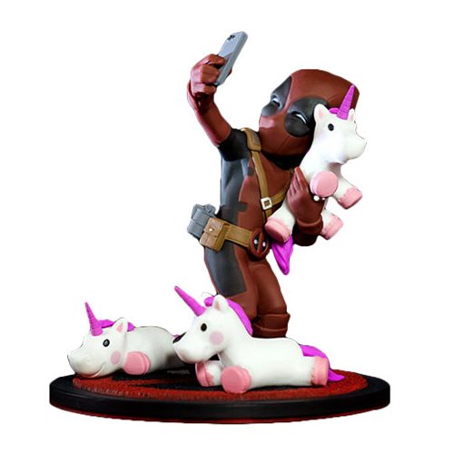 Deadpool-Q-Fig-Selfie-Unicorn