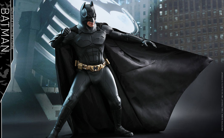 batman-begins-hot-toys-figure