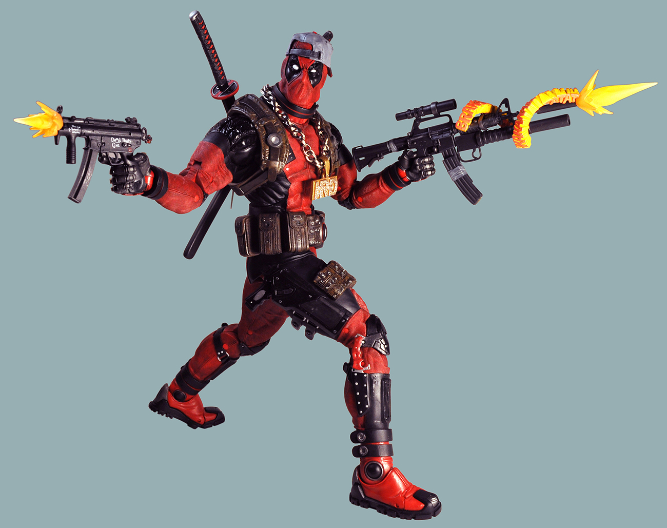NECA Marvel Action Figure Scala 1/4 - Ultimate Deadpool 18 Pollici (45 Cm) Con Accessori E Armi