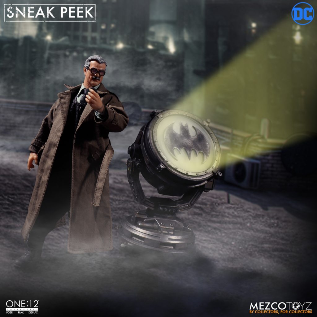 mezco commissioner gordon