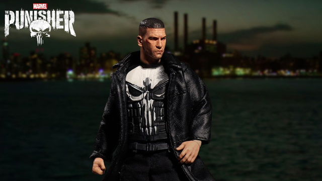 netflix-punisher-mezco-one-12-action-figure