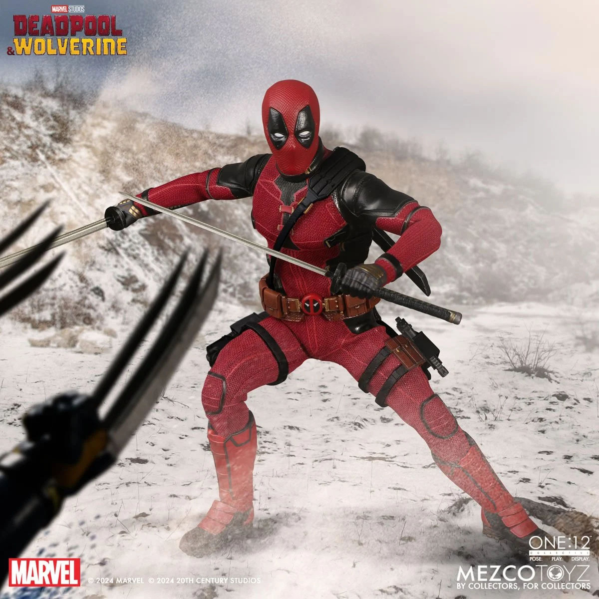 Deadpool Wolverine Mezco One 12 Deadpool Action Figure 3